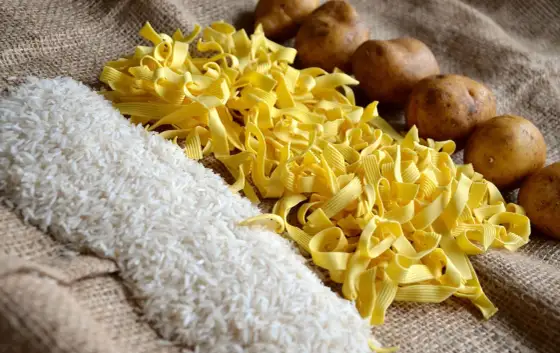 Kartoffeln oder Reis - welche Beilage wirklich weniger Kalorien hat