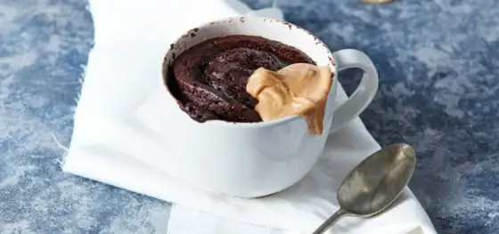 High-Protein-Tassenkuchen - so gelingt er in der Mikrowelle